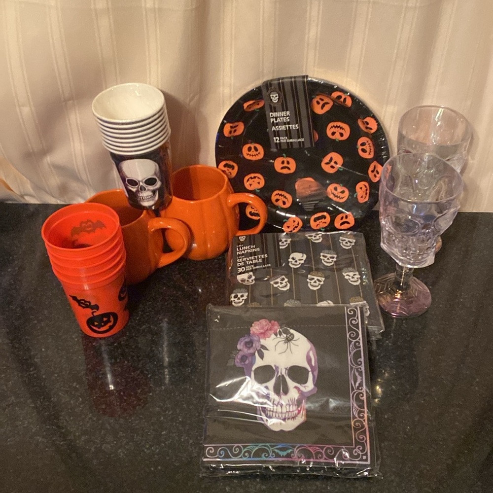 Halloween Party Supplies Bundle